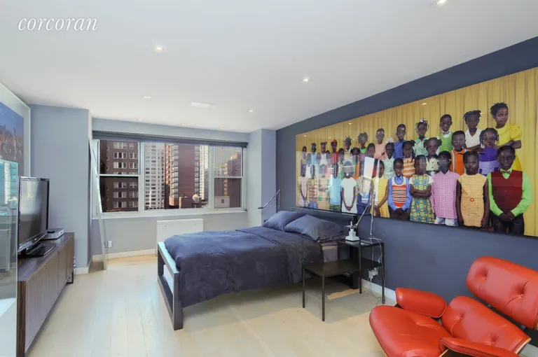 New York City Real Estate | View 340 East 64th Street, 14R | Bedroom | View 6