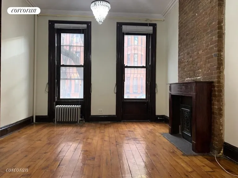 New York City Real Estate | View 127 Saint Marks Place, Garden | room 2 | View 3