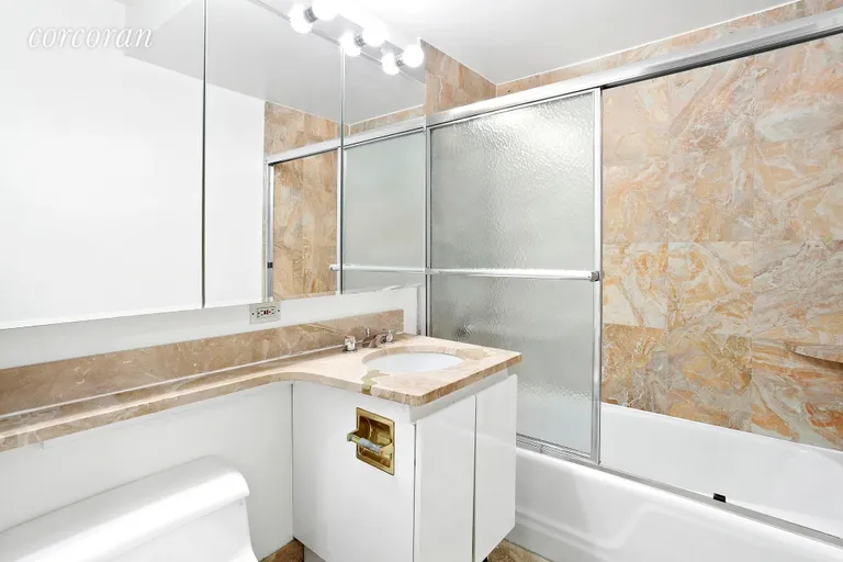 New York City Real Estate | View 170 East 87th Street, E4G | Bathroom | View 5