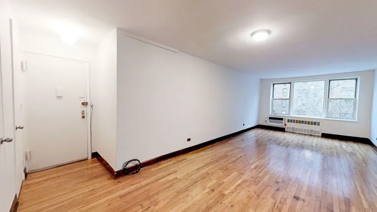 New York City Real Estate | View 310 Beverley Road, 2J | room 6 | View 7