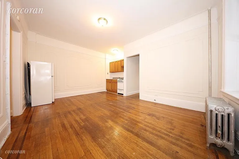 New York City Real Estate | View 25-41 30th Road, 5E | room 2 | View 3