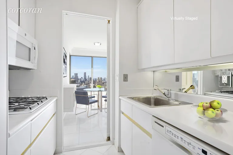 New York City Real Estate | View 200 East 69th Street, 34C | room 4 | View 5