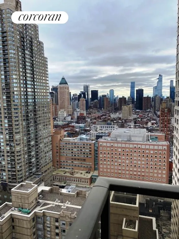 New York City Real Estate | View 161 West 61st Street, 36B | room 4 | View 5