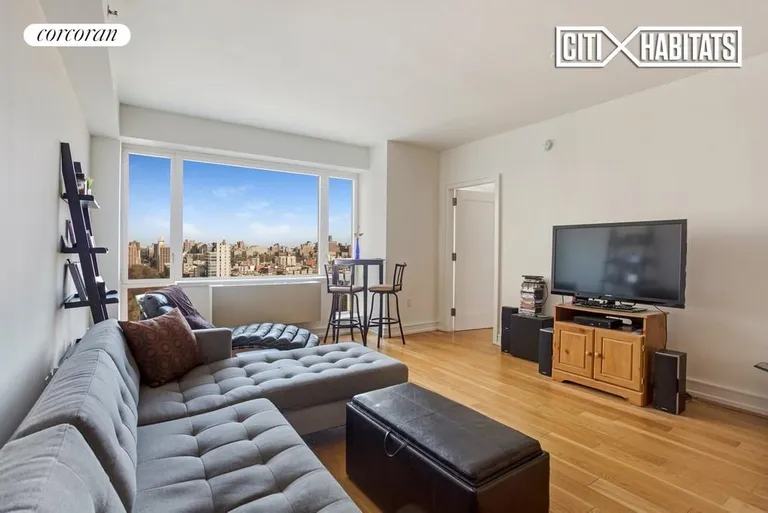 New York City Real Estate | View 1280 Fifth Avenue, 20F | Living Room | View 5