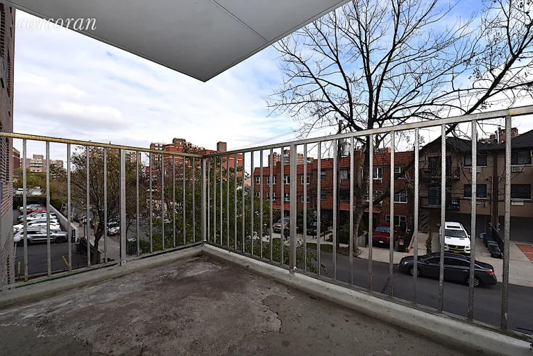 New York City Real Estate | View 47-50 59th Street, 1C | room 12 | View 13