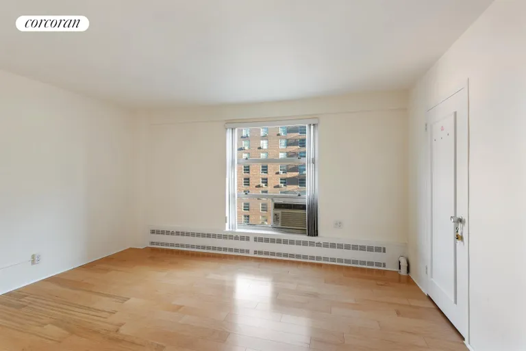 New York City Real Estate | View 80 La Salle Street, 14D | Bedroom | View 5