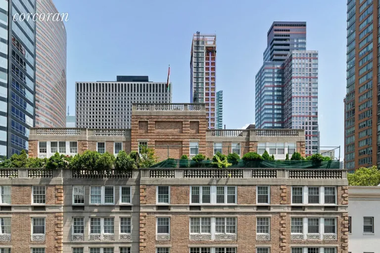 New York City Real Estate | View 224 East 52nd Street, 8 | room 7 | View 8
