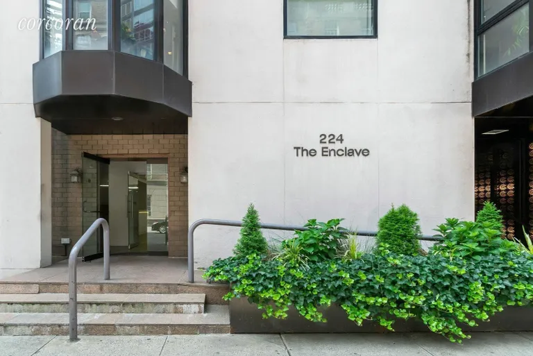 New York City Real Estate | View 224 East 52nd Street, 8 | room 10 | View 11