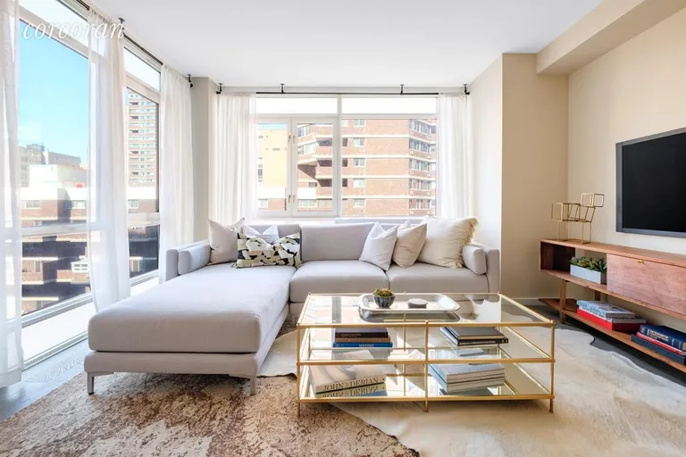 New York City Real Estate | View 385 First Avenue, 11B | room 2 | View 3