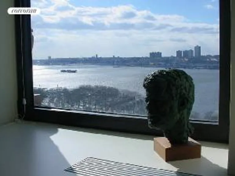New York City Real Estate | View 110 Riverside Drive, 15B | room 9 | View 10