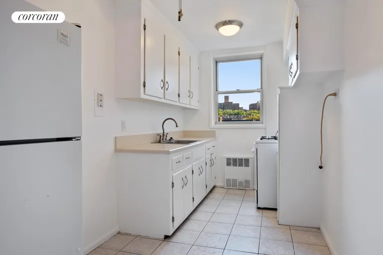 New York City Real Estate | View 1430 Thieriot Avenue, 4O | room 1 | View 2
