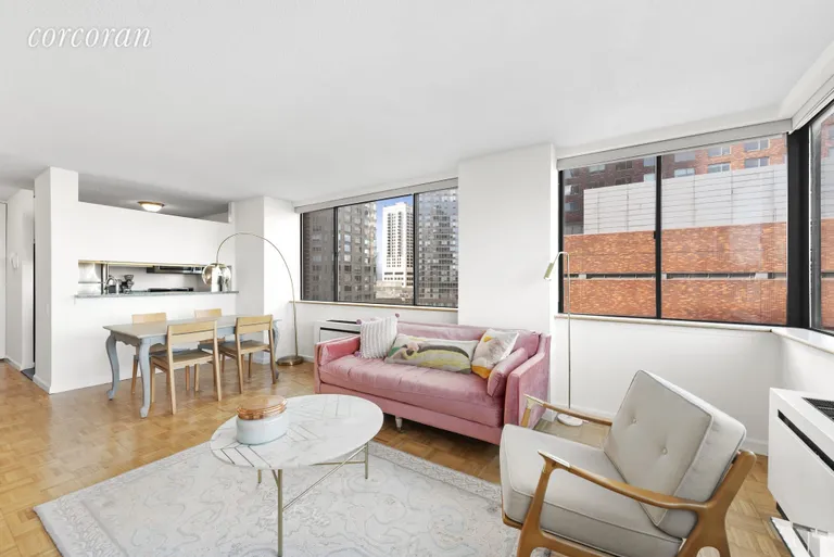 New York City Real Estate | View 45 West 67th Street, 11H | room 1 | View 2