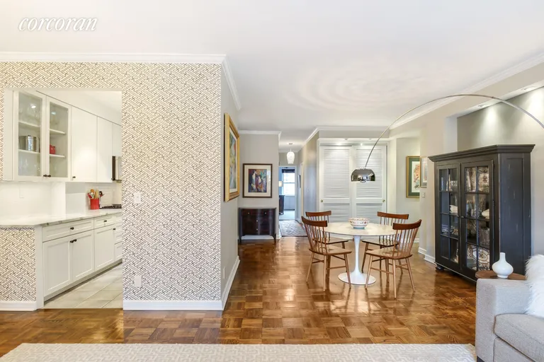 New York City Real Estate | View 201 EAST 25TH STREET, 15H | room 2 | View 3
