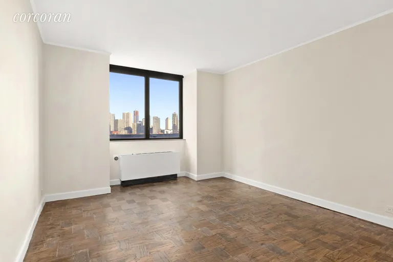 New York City Real Estate | View 630 First Avenue, 6N | room 3 | View 4