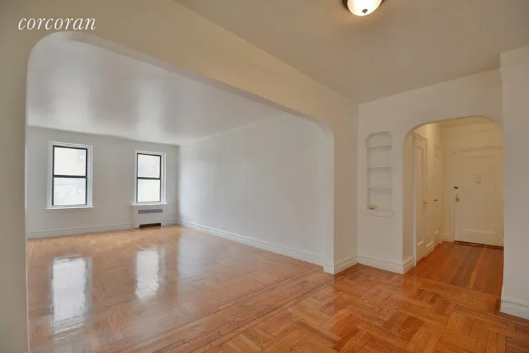 New York City Real Estate | View 3000 Valentine Avenue, 1F | room 1 | View 2