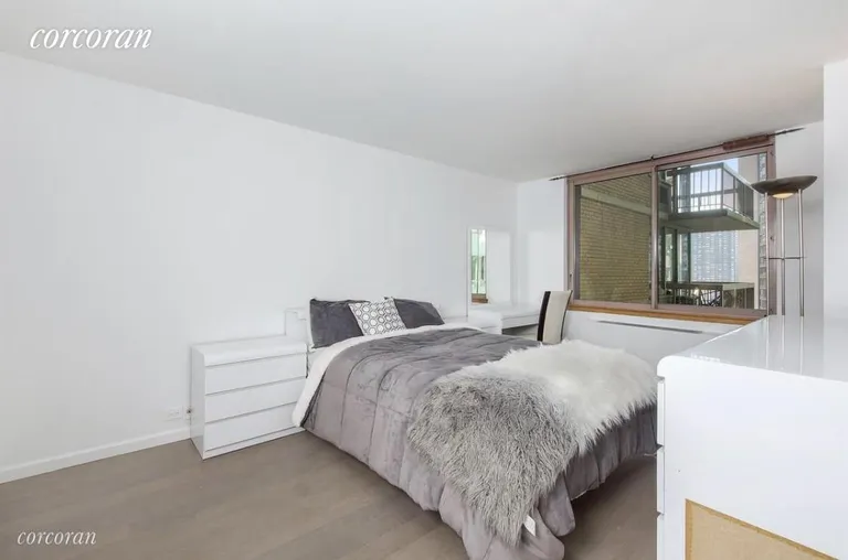 New York City Real Estate | View 235 East 40th Street, 16B | room 3 | View 4