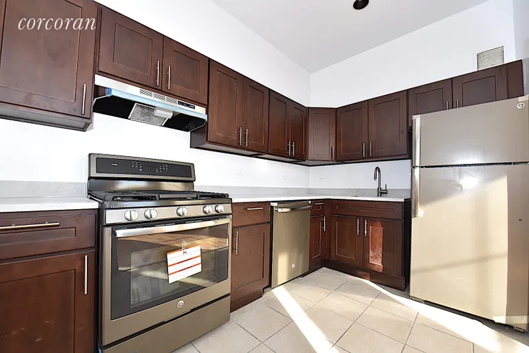 New York City Real Estate | View 45-02 Ditmars Boulevard, 532 | room 1 | View 2