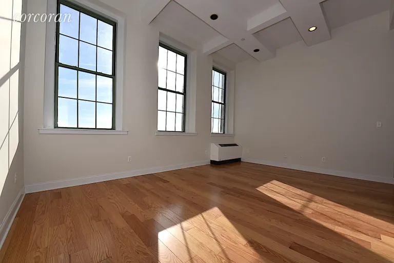 New York City Real Estate | View 45-02 Ditmars Boulevard, 532 | room 4 | View 5