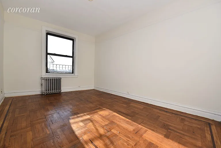 New York City Real Estate | View 26-80 30th Street, 5K | room 4 | View 5