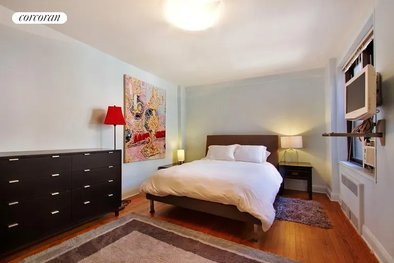 New York City Real Estate | View 30 East 9th Street, 6B | Spacious bedroom with huge walk-in closet | View 4