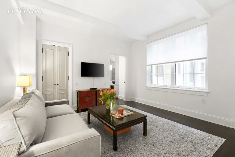 New York City Real Estate | View 40 West 67th Street, 6B | room 10 | View 11