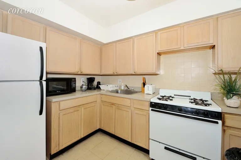 New York City Real Estate | View 16 East 118th Street, 1 | Kitchen | View 6