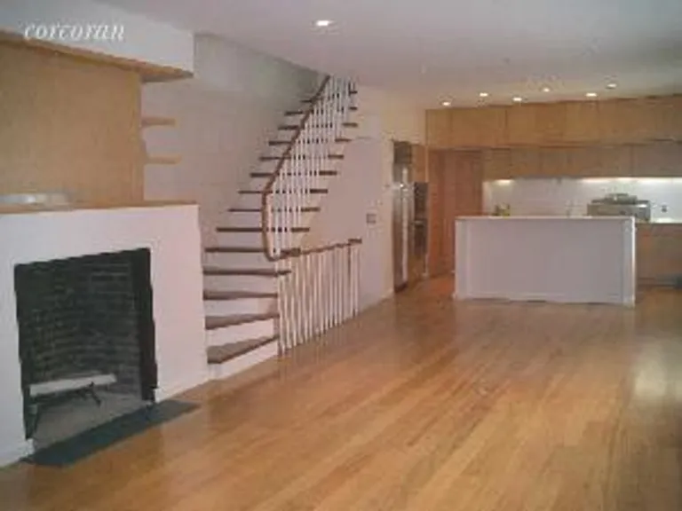New York City Real Estate | View 14 Hunts Lane, HOUSE | 4 Beds, 3 Baths | View 1