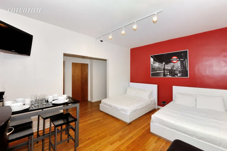 New York City Real Estate | View 201 East 89th Street, 3B | Bedroom | View 2