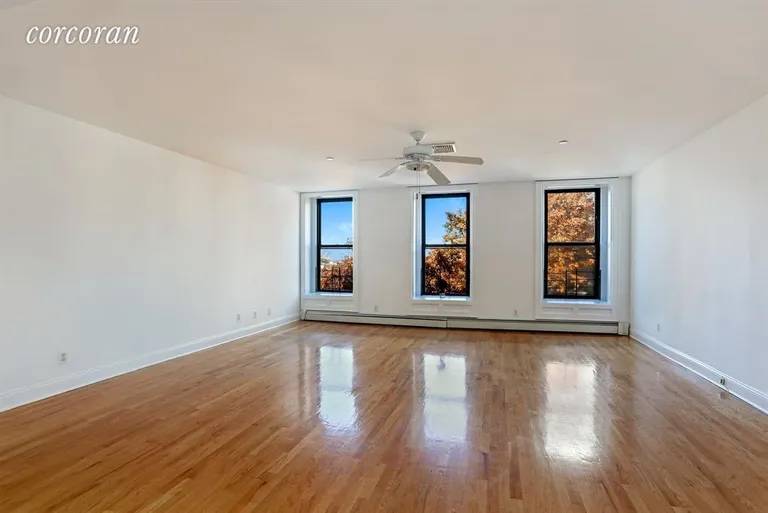 New York City Real Estate | View 581 5th Avenue, 2B | 2 Beds, 1 Bath | View 1
