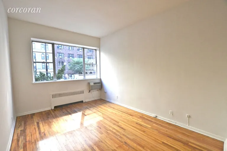 New York City Real Estate | View 44 West 72Nd Street, 4A | 1 Bath | View 1