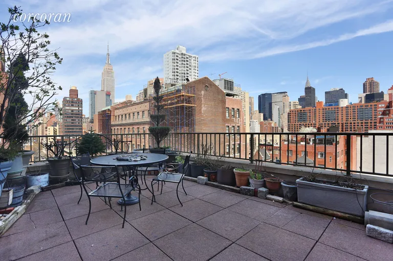 New York City Real Estate | View 250 East 30th Street, 11A | room 1 | View 2
