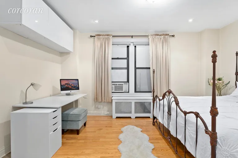 New York City Real Estate | View 304 West 89th Street, 1B | 2 | View 4
