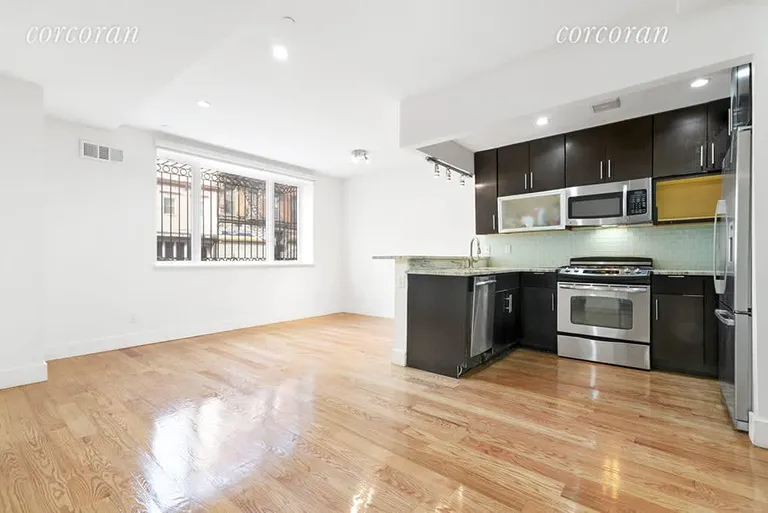 New York City Real Estate | View 351 Franklin Avenue, 1-L | 3 Beds, 1 Bath | View 1
