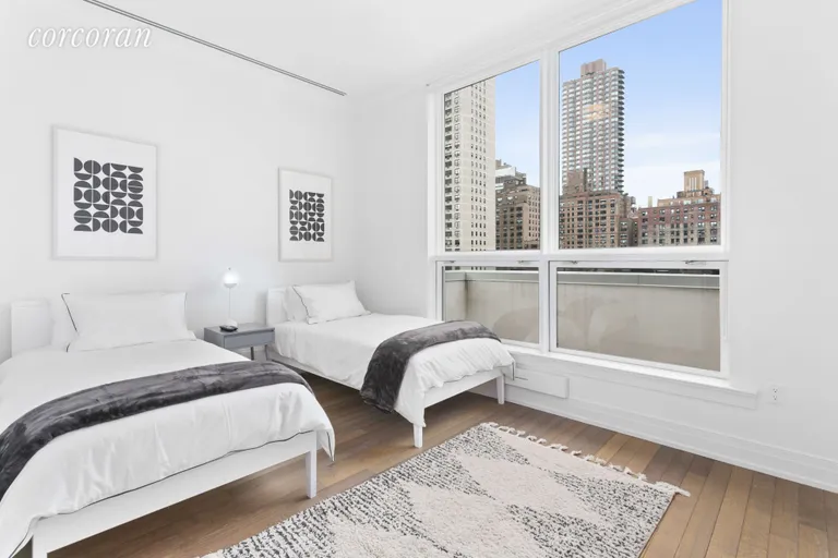 New York City Real Estate | View 320 East 82nd Street, 6 | room 6 | View 7