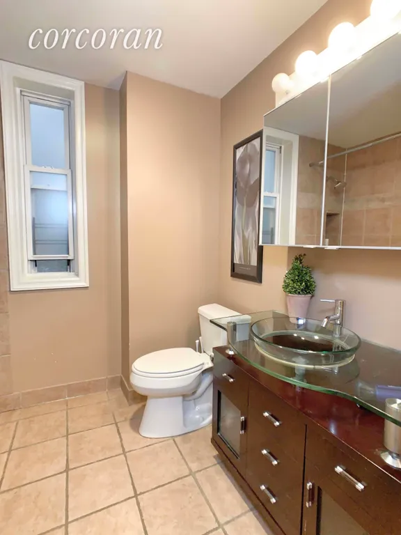 New York City Real Estate | View 174 West 89th Street, 2D | room 8 | View 9