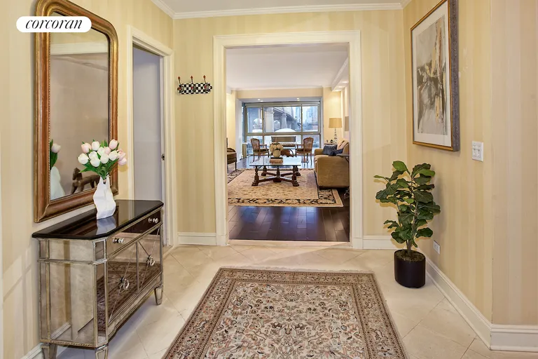 New York City Real Estate | View 35 Sutton Place, 4C | Foyer | View 3