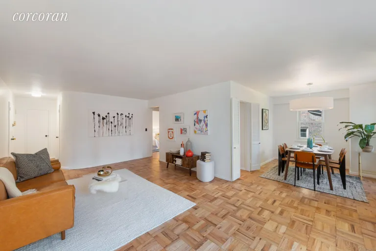 New York City Real Estate | View 101 West 12th Street, 5w | room 1 | View 2