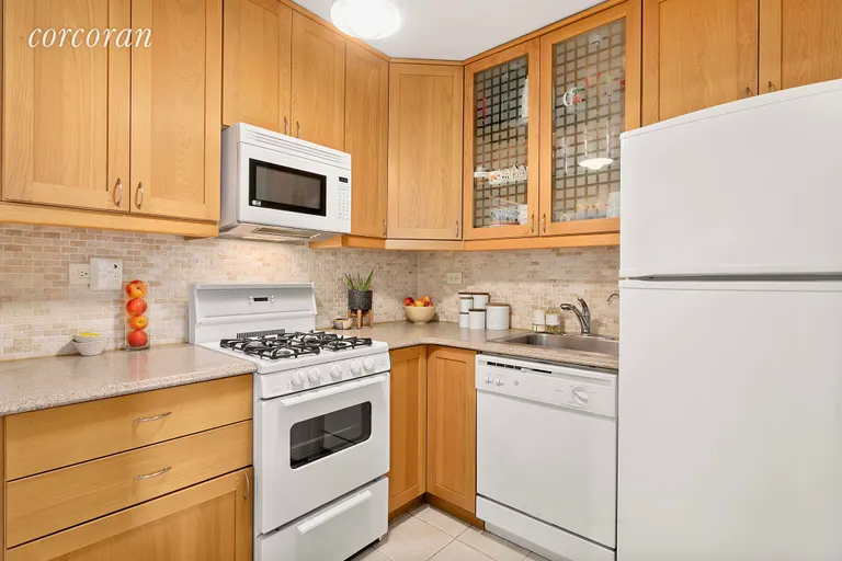 New York City Real Estate | View 85 Livingston Street, 6H | Cozy Kitchen  | View 5