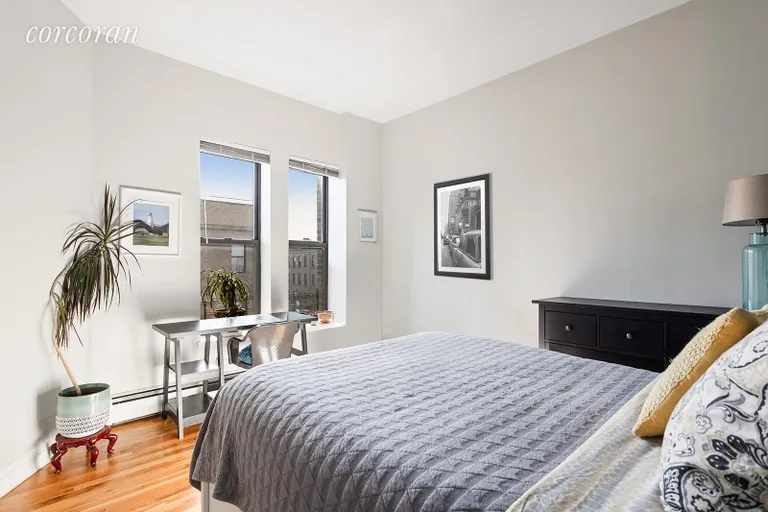 New York City Real Estate | View 307 72nd Street, 4C | Master | View 5