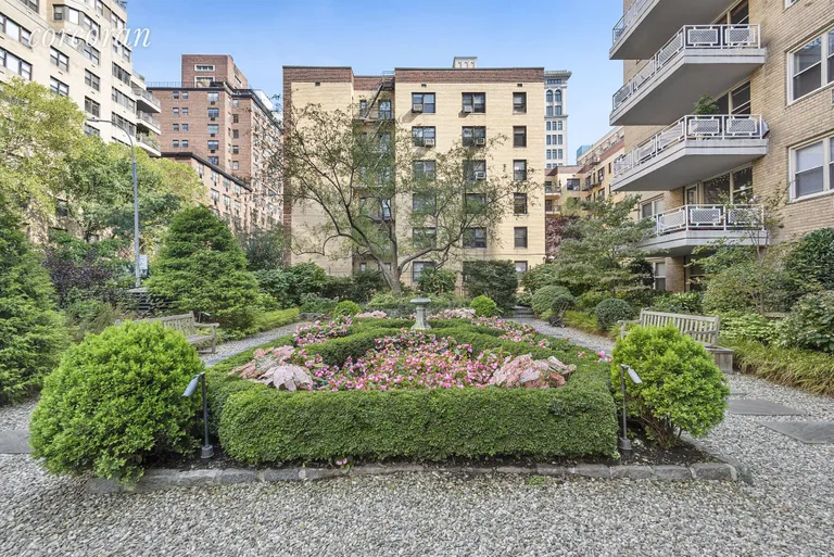 New York City Real Estate | View 40 East 9th Street, 5A | Serene and Beautifully Landscaped Building Garden | View 7