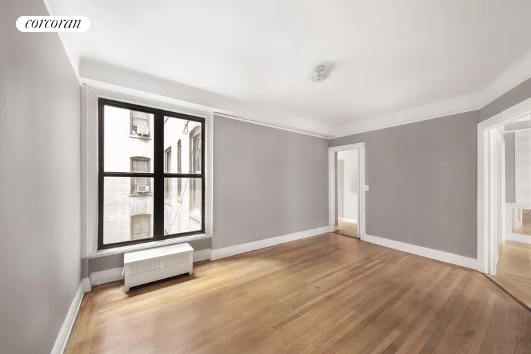 New York City Real Estate | View 114 East 84th Street, 4a | room 5 | View 6