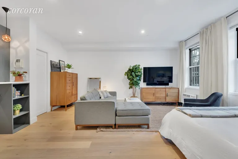 New York City Real Estate | View 27 Irving Place, 1A | room 4 | View 5
