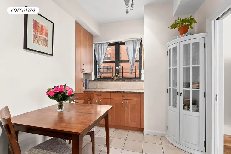 New York City Real Estate | View 229 East 79th Street, 8C | Eat-in Kitchen Area | View 7