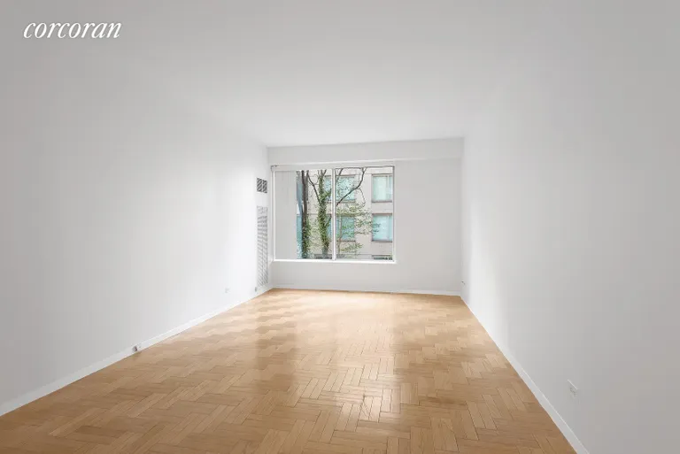 New York City Real Estate | View 205 East 68th Street, T2D | 1 Bath | View 1