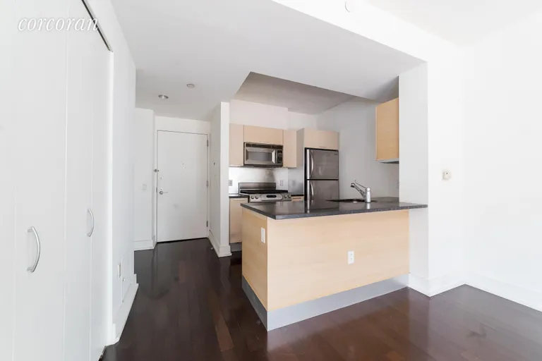 New York City Real Estate | View 350 West 42Nd Street, 4G | room 1 | View 2
