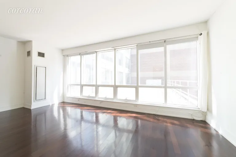 New York City Real Estate | View 350 West 42Nd Street, 4G | room 4 | View 5