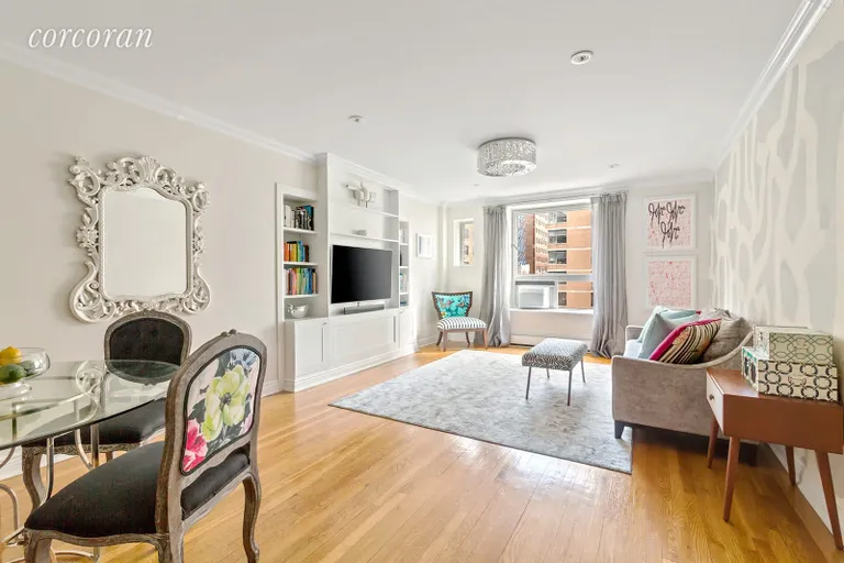 New York City Real Estate | View 250 West 88th Street, 605 | 2 Beds, 1 Bath | View 1