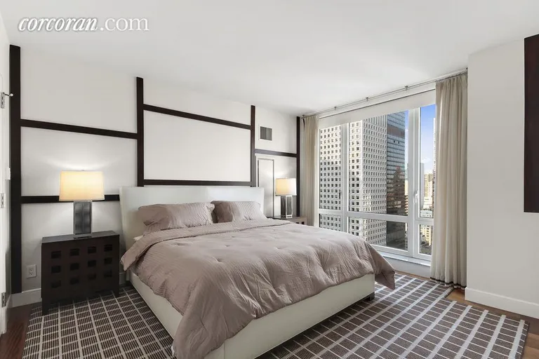 New York City Real Estate | View 250 East 53rd Street, 3202 | room 3 | View 4