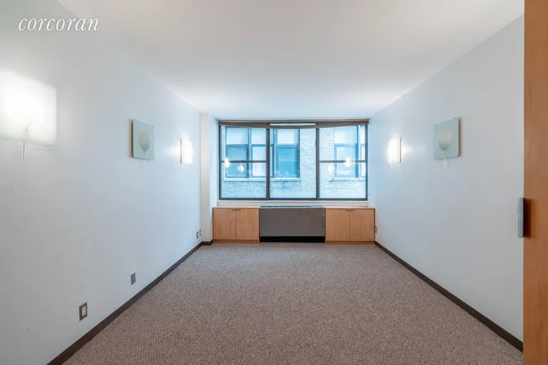 New York City Real Estate | View 301 East 45th Street, 3B | room 4 | View 5