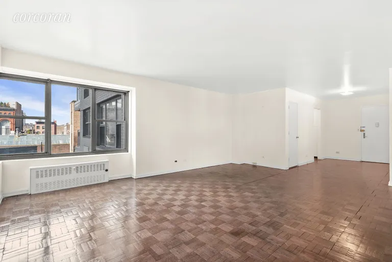 New York City Real Estate | View 2 Fifth Avenue, 5U | 1 Bath | View 1